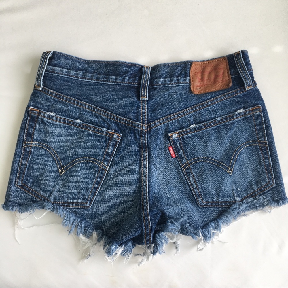 SOLD Levi’s shorts